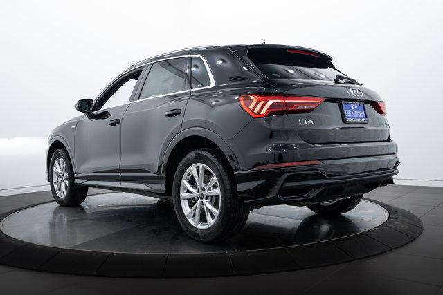 Photo of 2025 Black Audi Q3
