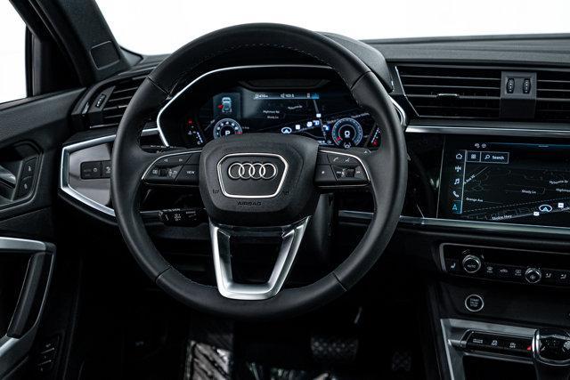 Photo of 2025 Black Audi Q3