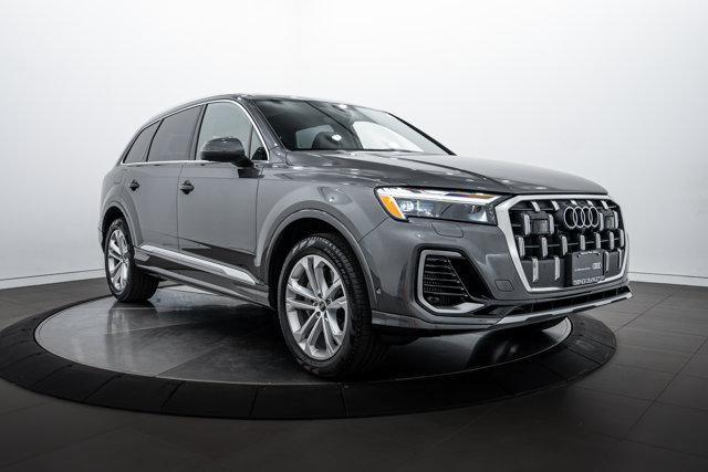Photo of 2025 Samurai Gray Metallic Audi Q7