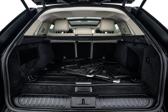 Photo of 2021 Hakuba Silver Metallic Land Rover Range Rover Sport
