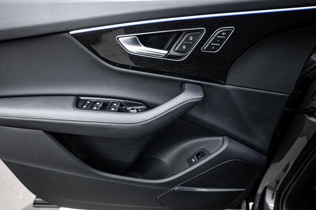 Photo of 2025 Samurai Gray Metallic Audi Q7