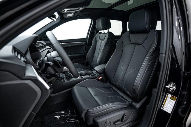 Photo of 2025 Black Audi Q3