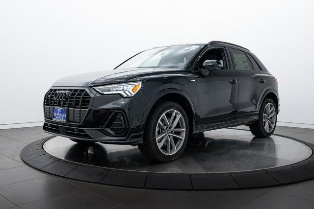 Photo of 2025 Black Audi Q3