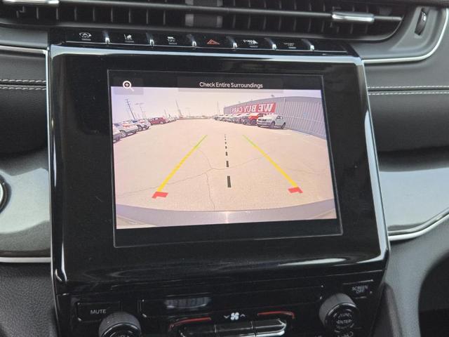 Photo of 2023 Diamond Black Jeep Grand Cherokee L