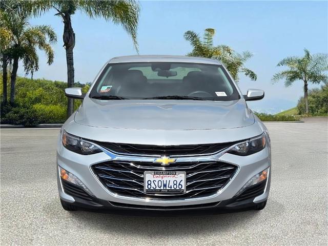 Photo of 2021 Silver Ice Metallic Chevrolet Malibu