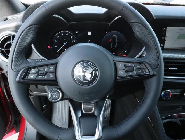 Photo of 2024 Rosso Alfa Romeo Stelvio