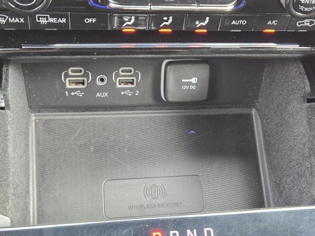 Photo of 2021 Diamond Black Jeep Grand Cherokee L