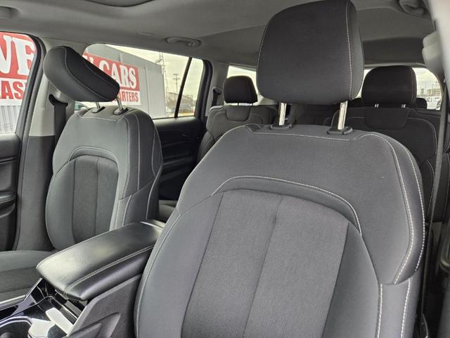 Photo of 2021 Diamond Black Jeep Grand Cherokee L