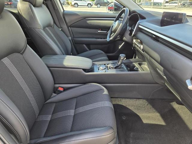 Photo of 2023 Wind Chill Pearl Mazda CX-50