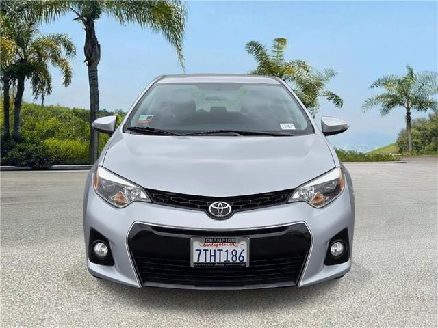 Photo of 2016 Silver Toyota Corolla