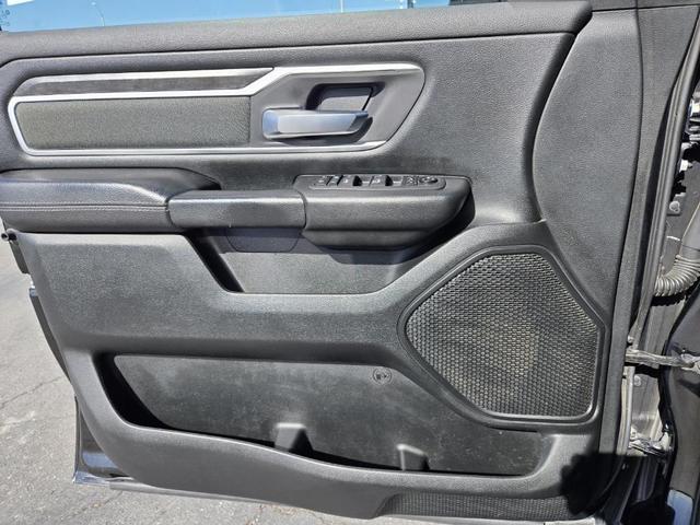 Photo of 2021 Diamond Black RAM 1500
