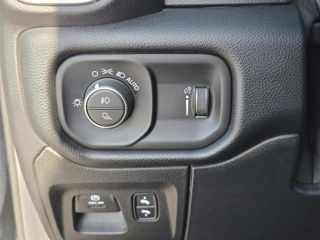 Photo of 2021 Diamond Black RAM 1500
