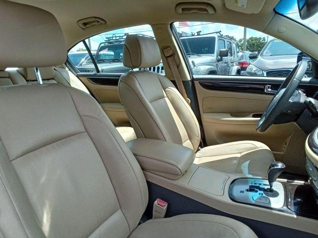 Photo of 2010 Blue Hyundai Genesis