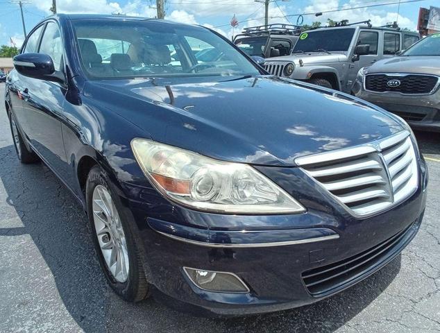 Photo of 2010 Blue Hyundai Genesis
