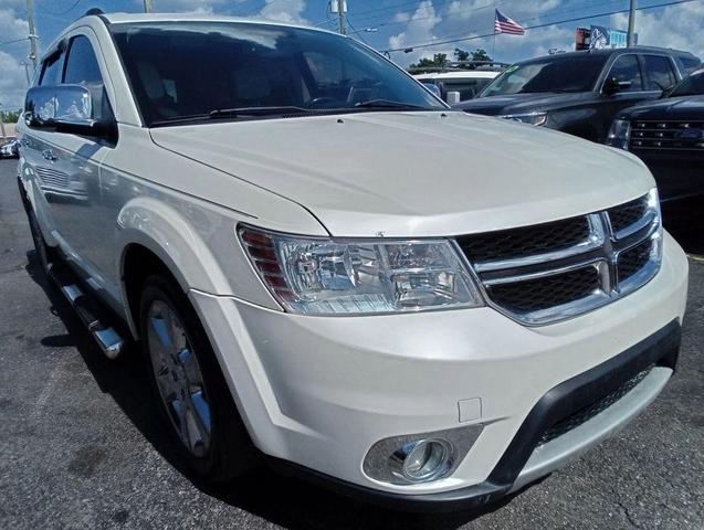 Photo of 2013 White Dodge Journey