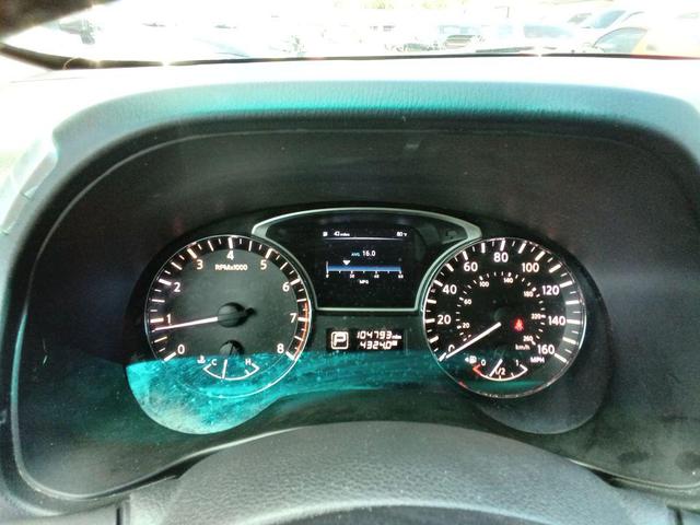 Photo of 2014 Super Black Nissan Pathfinder
