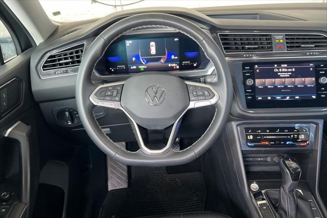 Photo of 2022 Platinum Gray Metallic Volkswagen Tiguan