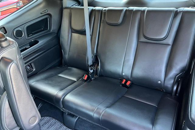 Photo of 2021 Crystal White Pearl Subaru Ascent