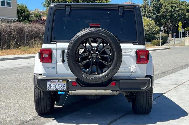 Photo of 2022 Bright White Clearcoat Jeep Wrangler Unlimited