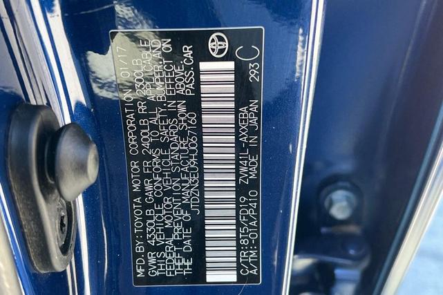 Photo of 2017 Blue Metallic Toyota Prius v