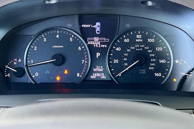 Photo of 2013 Black Lexus LS 460