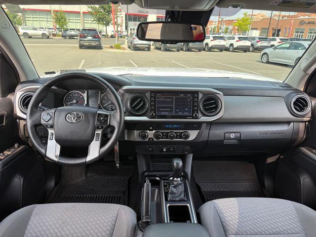 Photo of 2022 White Toyota Tacoma