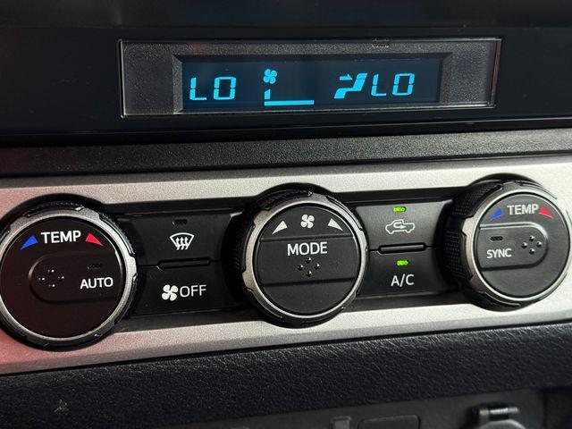 Photo of 2022 White Toyota Tacoma
