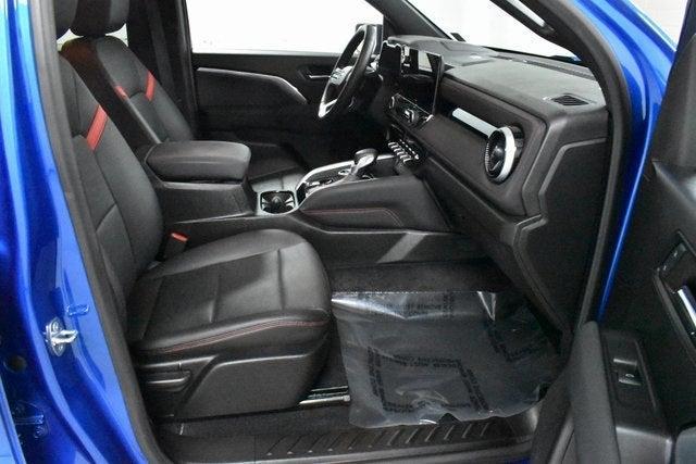 Photo of 2023 Blue Chevrolet Colorado