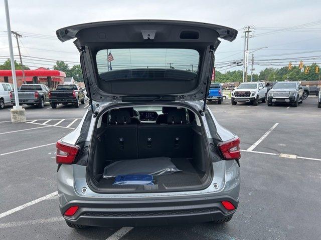 Photo of 2025 Gray Chevrolet Trax