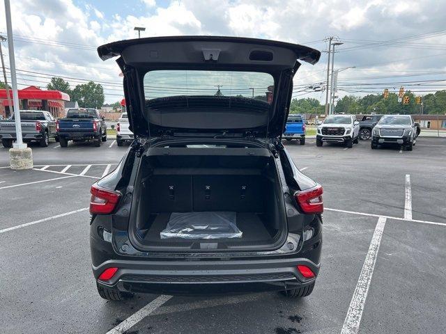 Photo of 2025 Black Chevrolet Trax