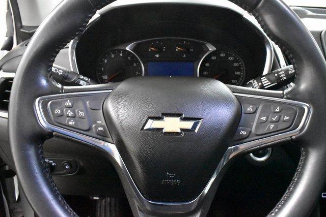 Photo of 2021 White Chevrolet Equinox
