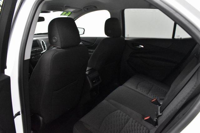 Photo of 2021 White Chevrolet Equinox