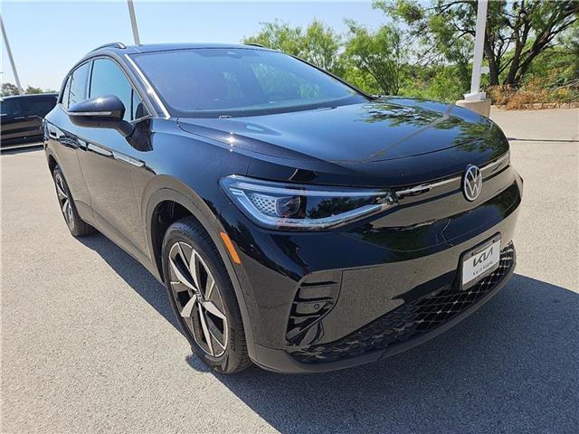 Photo of 2023 Deep Black Pearl Effect Volkswagen ID.4