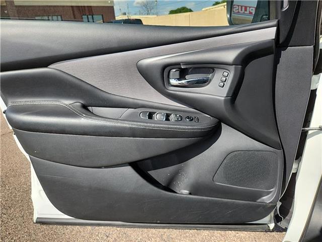 Photo of 2023 White Nissan Murano