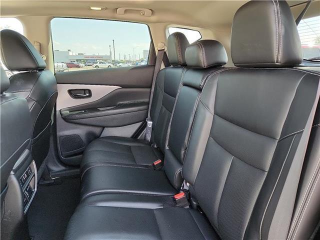 Photo of 2023 White Nissan Murano