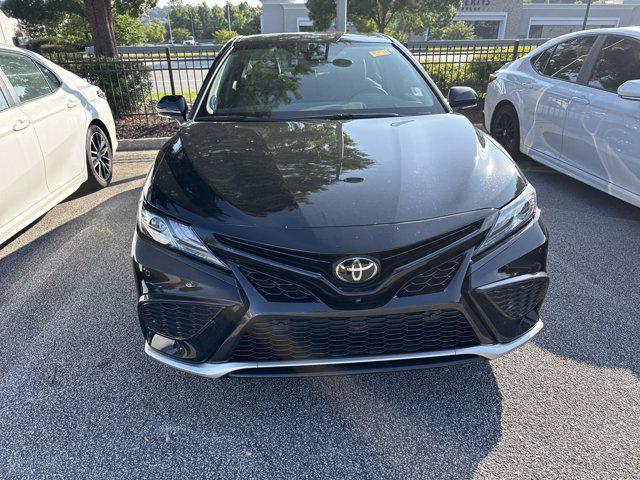 Photo of 2023 Midnight Black Metallic Toyota Camry