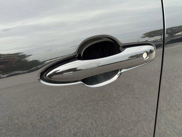 Photo of 2024 Celestial Black Toyota Venza