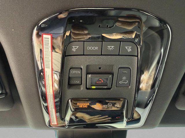 Photo of 2024 Celestial Black Toyota Venza