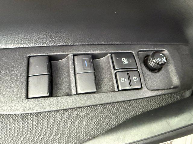 Photo of 2022 White Toyota Corolla