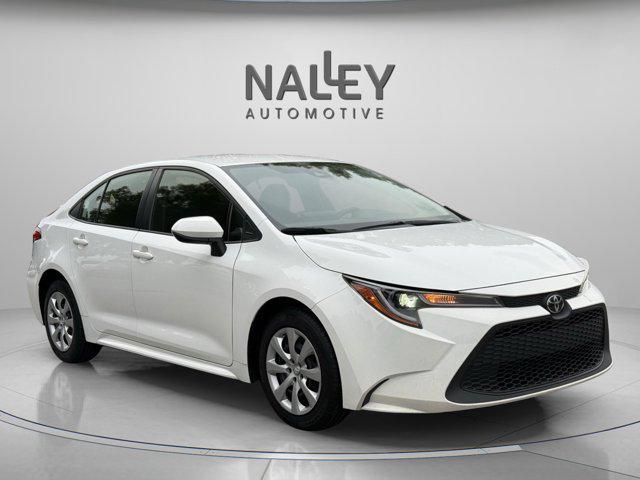 Photo of 2022 White Toyota Corolla
