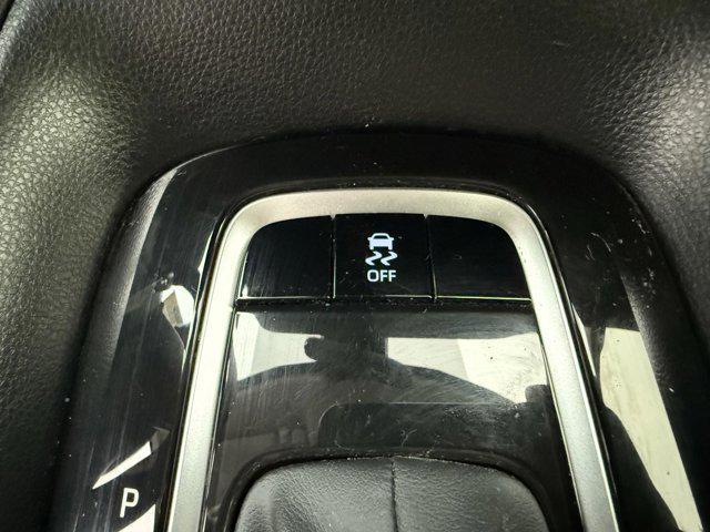 Photo of 2022 White Toyota Corolla