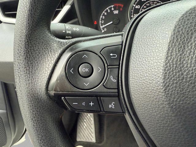 Photo of 2022 White Toyota Corolla
