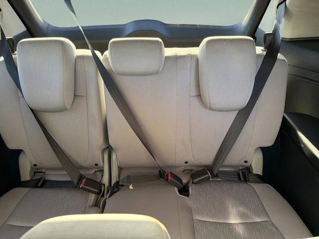Photo of 2022 Obsidian Blue Pearl Honda Odyssey