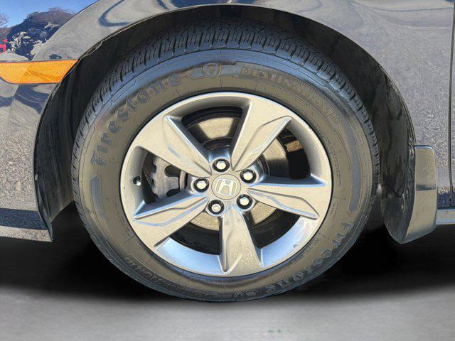 Photo of 2022 Obsidian Blue Pearl Honda Odyssey