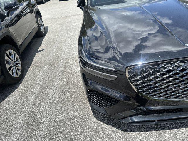 Photo of 2024 Vik Black Genesis GV70
