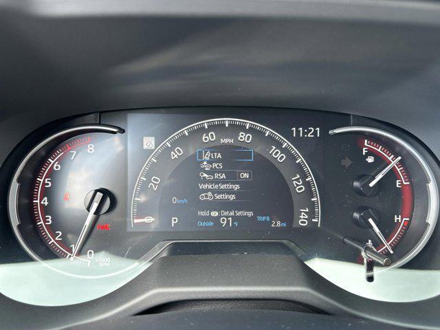 Photo of 2025 Ice Cap Toyota RAV4
