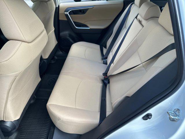Photo of 2025 Ice Cap Toyota RAV4