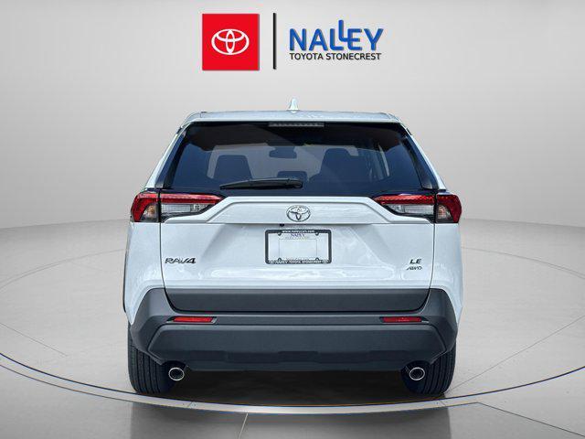 Photo of 2025 Ice Cap Toyota RAV4