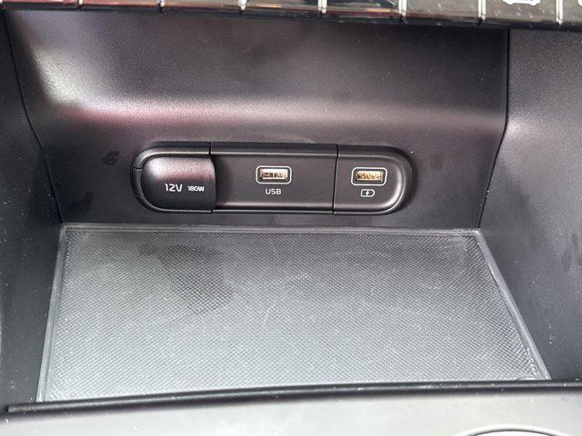 Photo of 2024 Everlasting Silver Kia K5