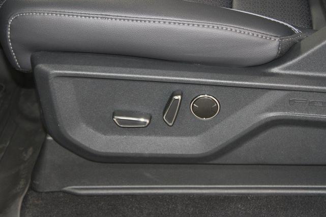 Photo of 2025 Star White Metallic Tri-Coat Ford F-150